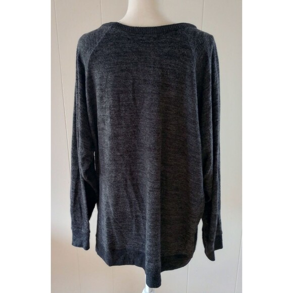 Torrid Super Soft Plush Sweater Top Gray Studded Size 4 4X Cozy Stretch Casual - Picture 4 of 7